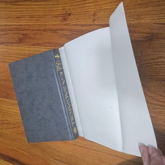 Forgotten Realms The Silent Blade by R.A. Salvatore ~ Hardcover October 1998 - Picture 12 of 13